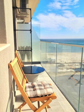 Sunny-Endless Summer Mamaia Nord Apartaments